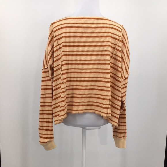 Urban‎ Outfitters Cream Pink Striped Waffle Knit Crop Top Womens Medium Boxy - Picture 3 of 10